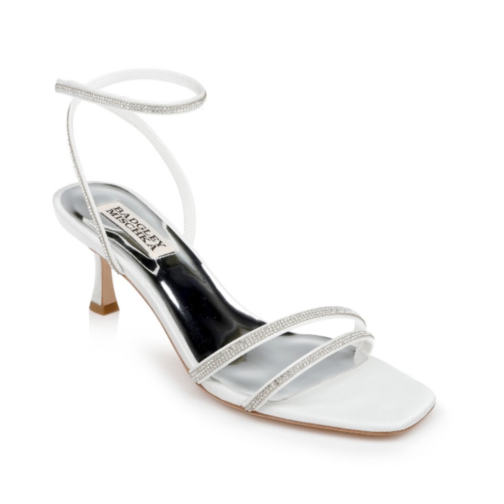 Badgley Mischka Ultra Kitten Heels Color: Soft White NWOB Size:8 and 8.5